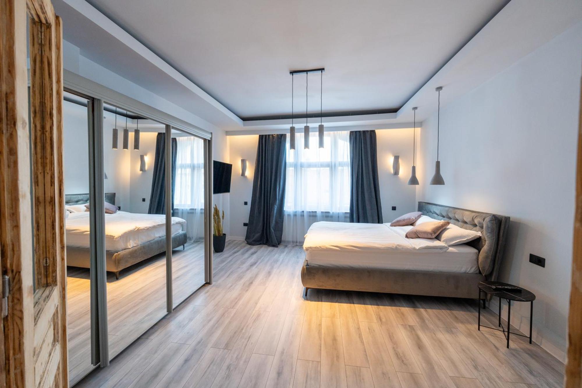 Barrique Apartament Braşov Buitenkant foto